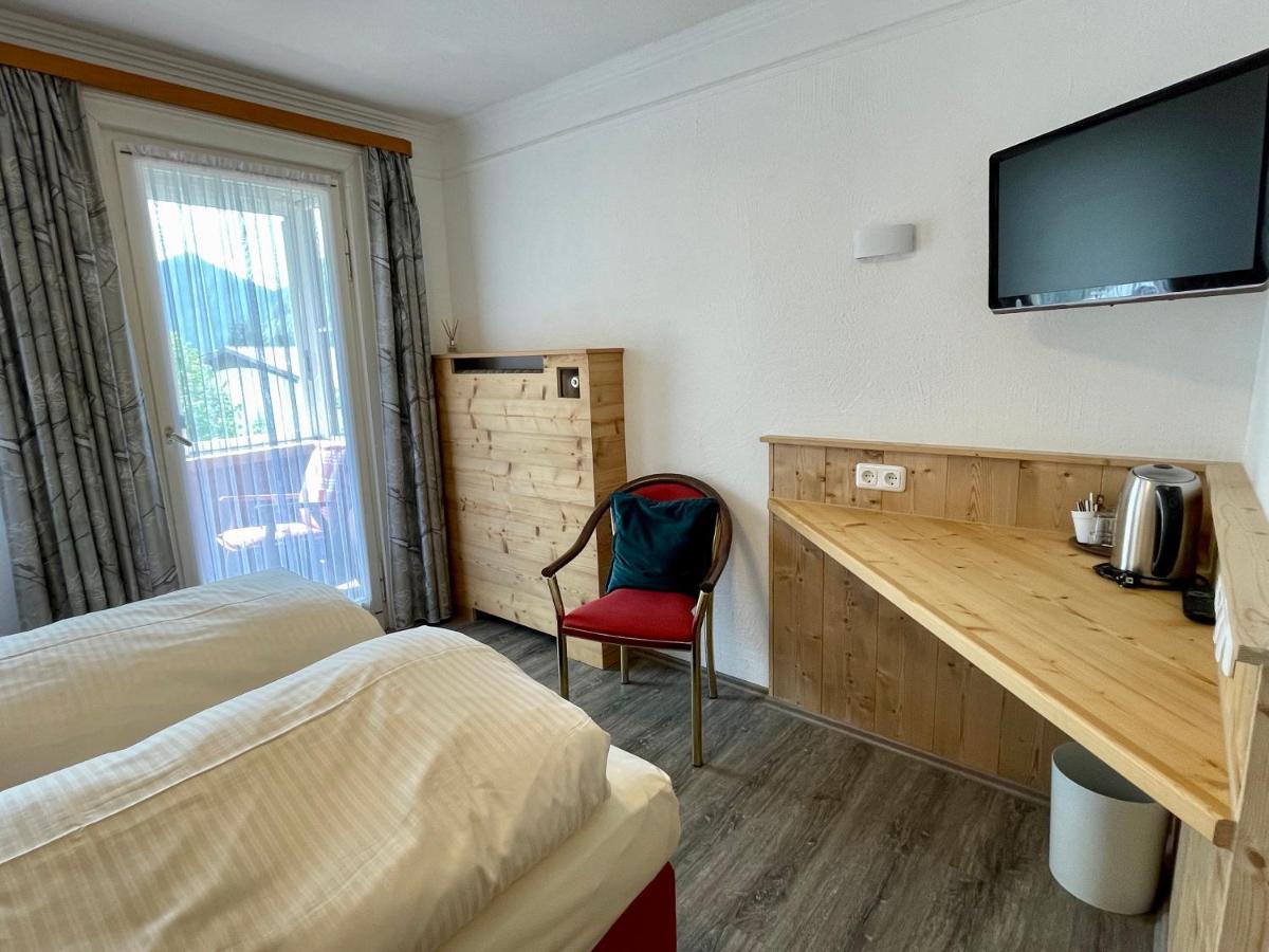 Pension Bavaria Mittenwald Exterior photo